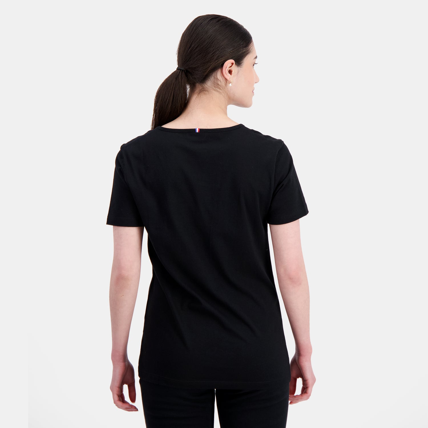 2220568-ESS Tee SS Col V N°1 W black | T-shirt Femme