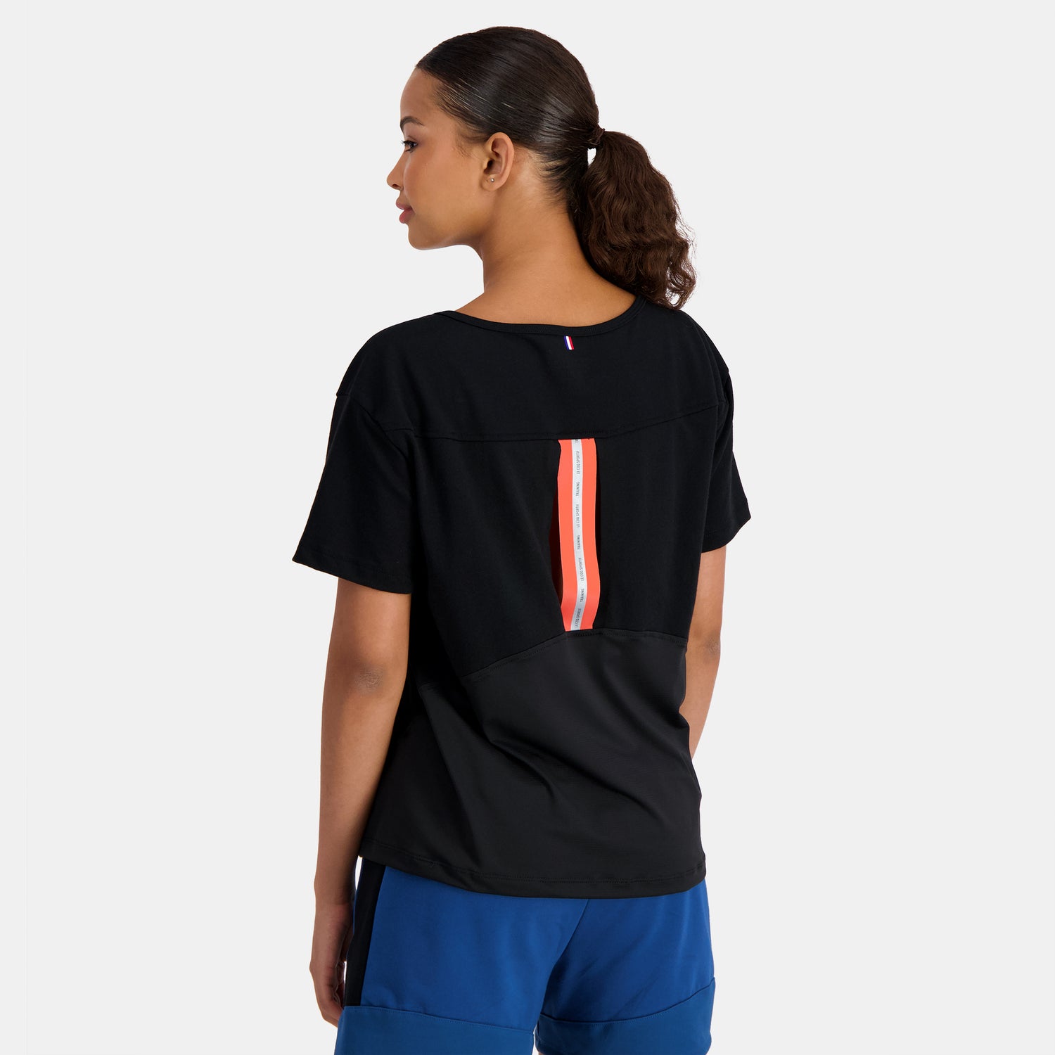 2310658-TRAINING LF Tee SS N°4 W black  | Camiseta Mujer