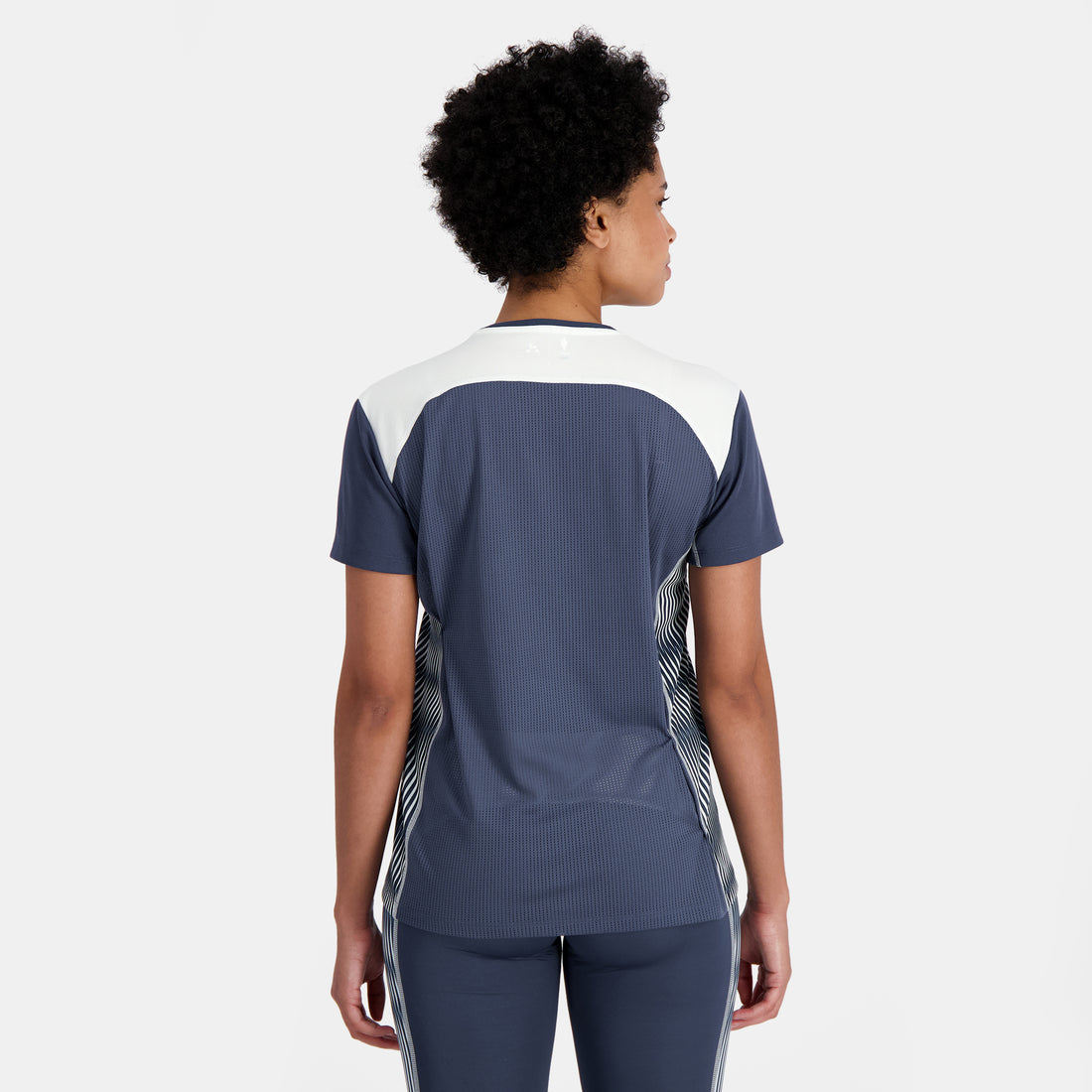 2410098-O TRAINING Tee SS N°2 W insignia blue  | Camiseta Mujer