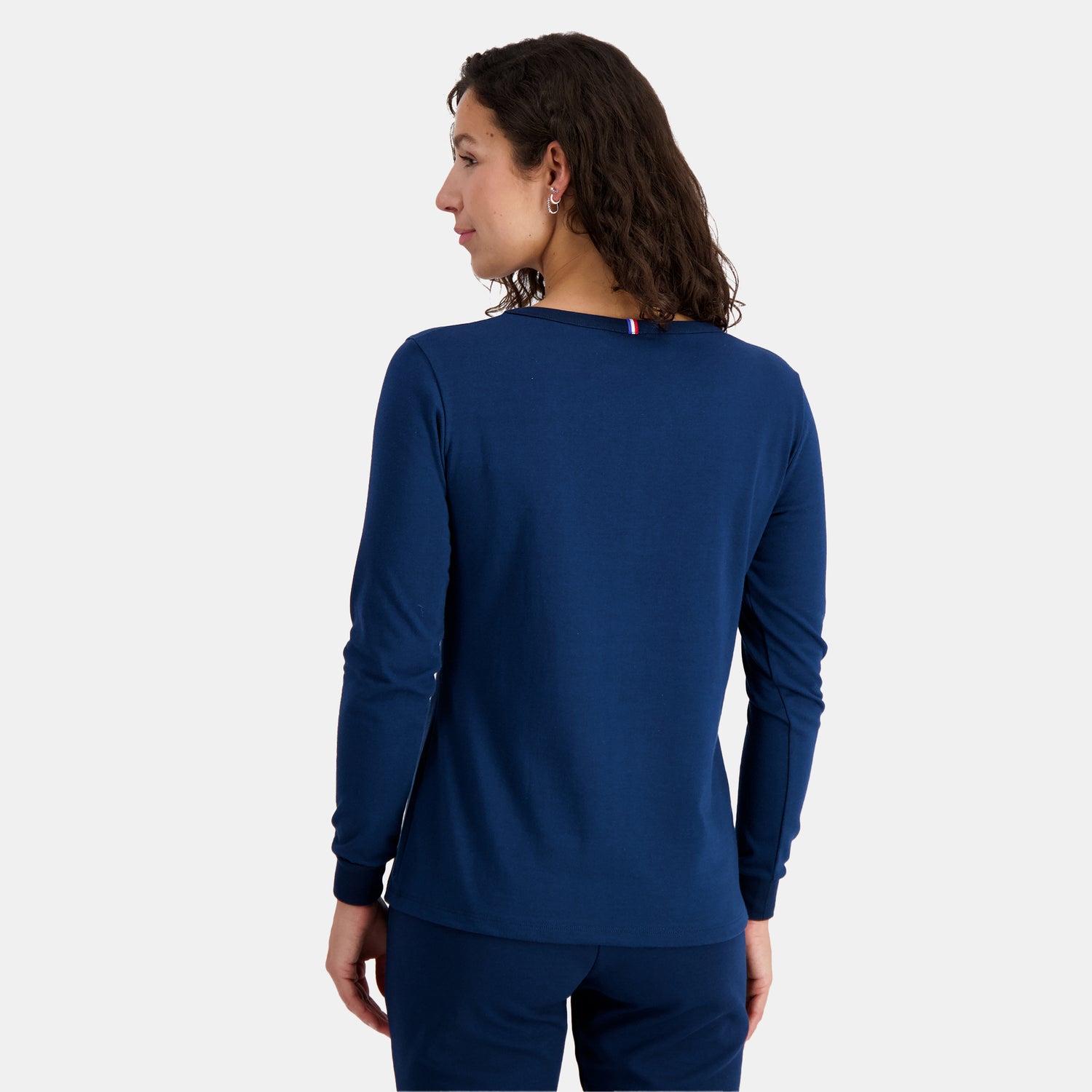 2410165-ESS Tee LS N°1 W victory blue  | Langärmeliges T-Shirt für Damen