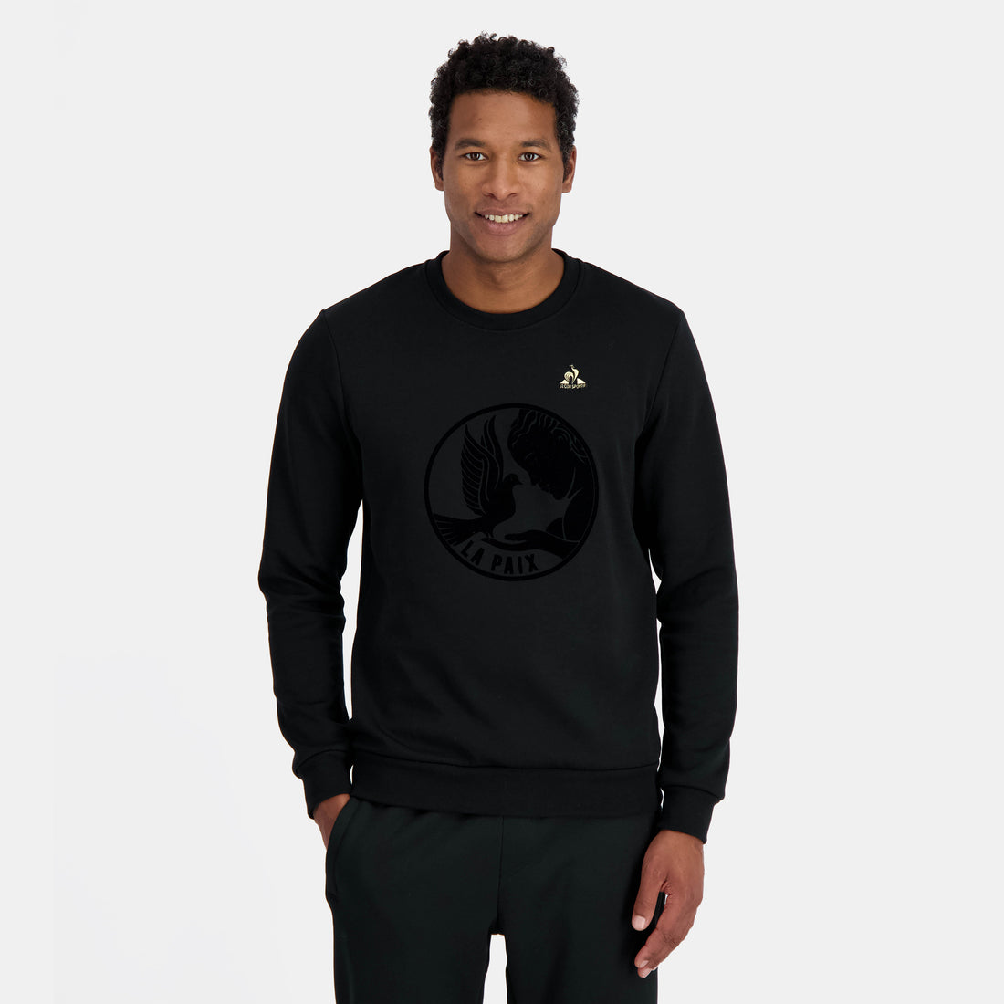2411177-LA PAIX Crew Sweat N°1 M black  | Round-Neck Sweatshirtshirt motif «La Paix» for men