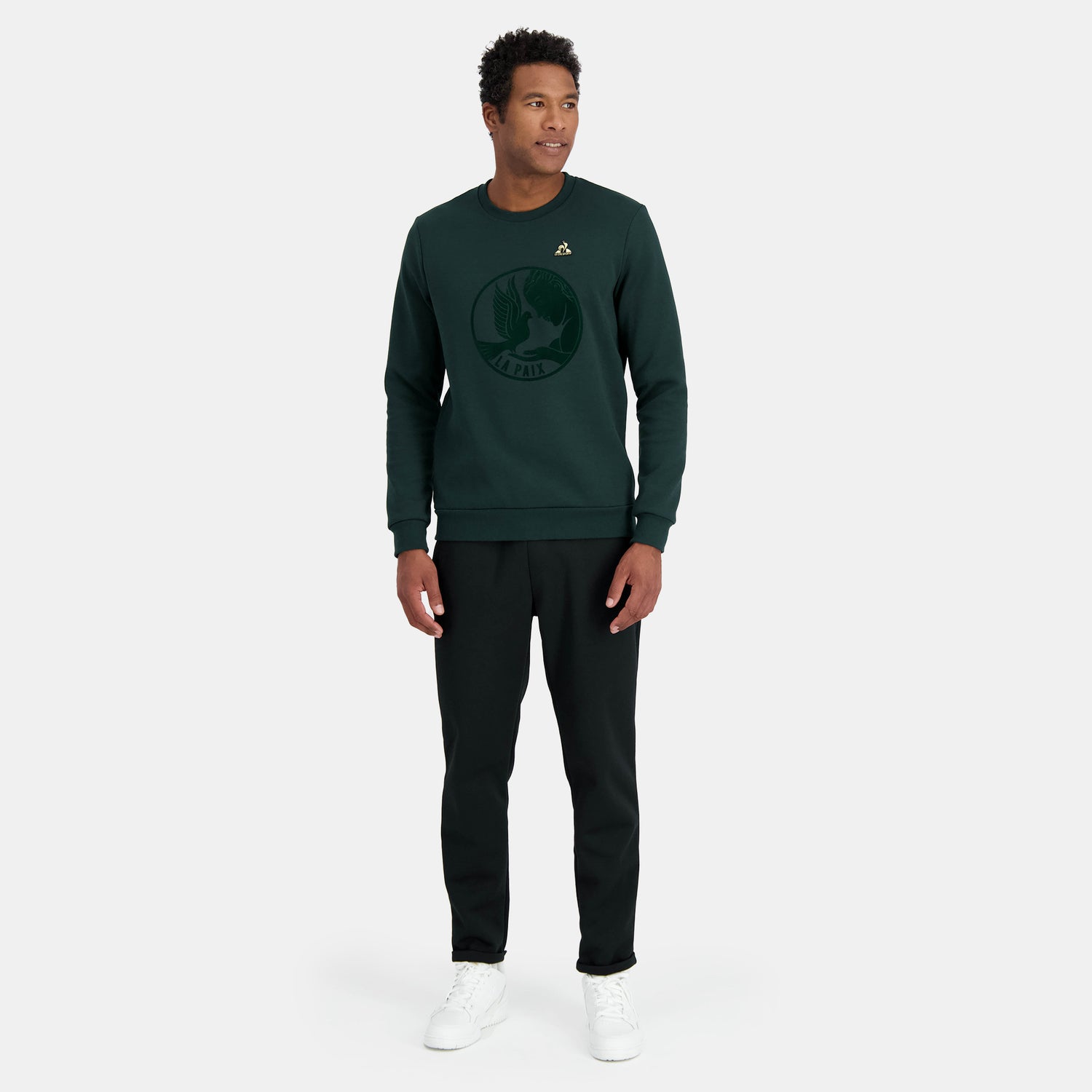 2411179-LA PAIX Crew Sweat N°1 M scarab  | Sweatshirtshirt Mit Rundhalsausschnitt motif «La Paix» für Herren