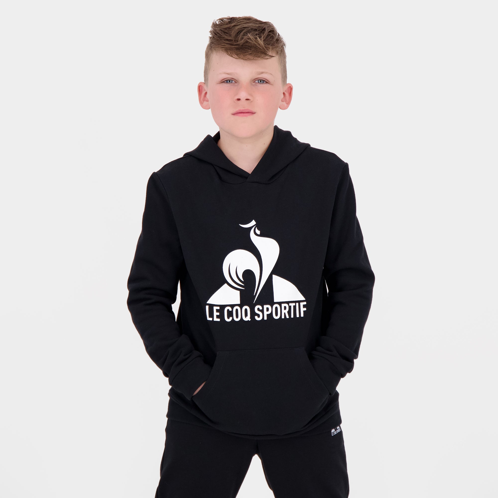 2520443-ESS Hoody N°1 Enfant black light | Sweat à capuche Enfant