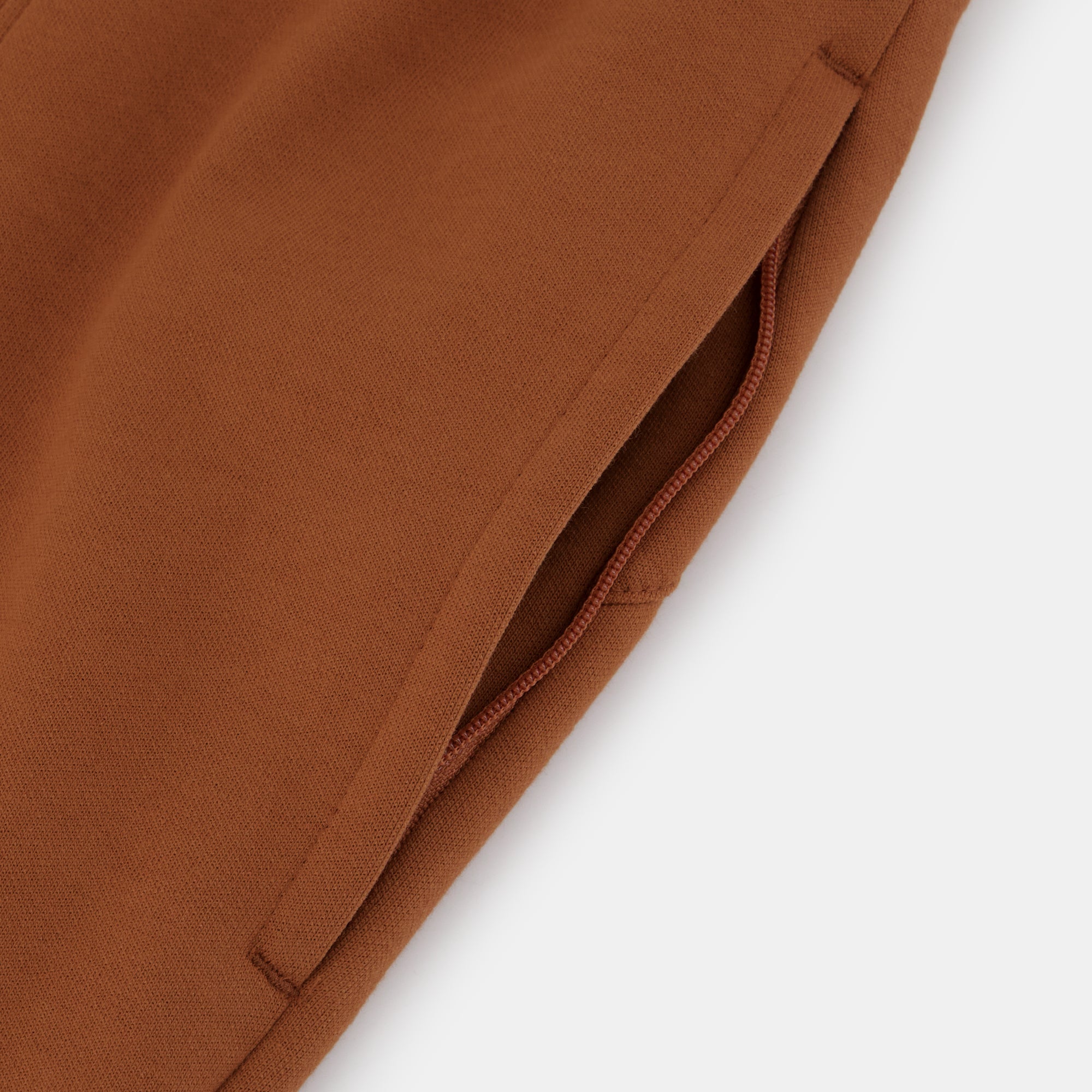 2521075-ESS T/T Pant Straight Uni M ginger bread | Pantalon Homme