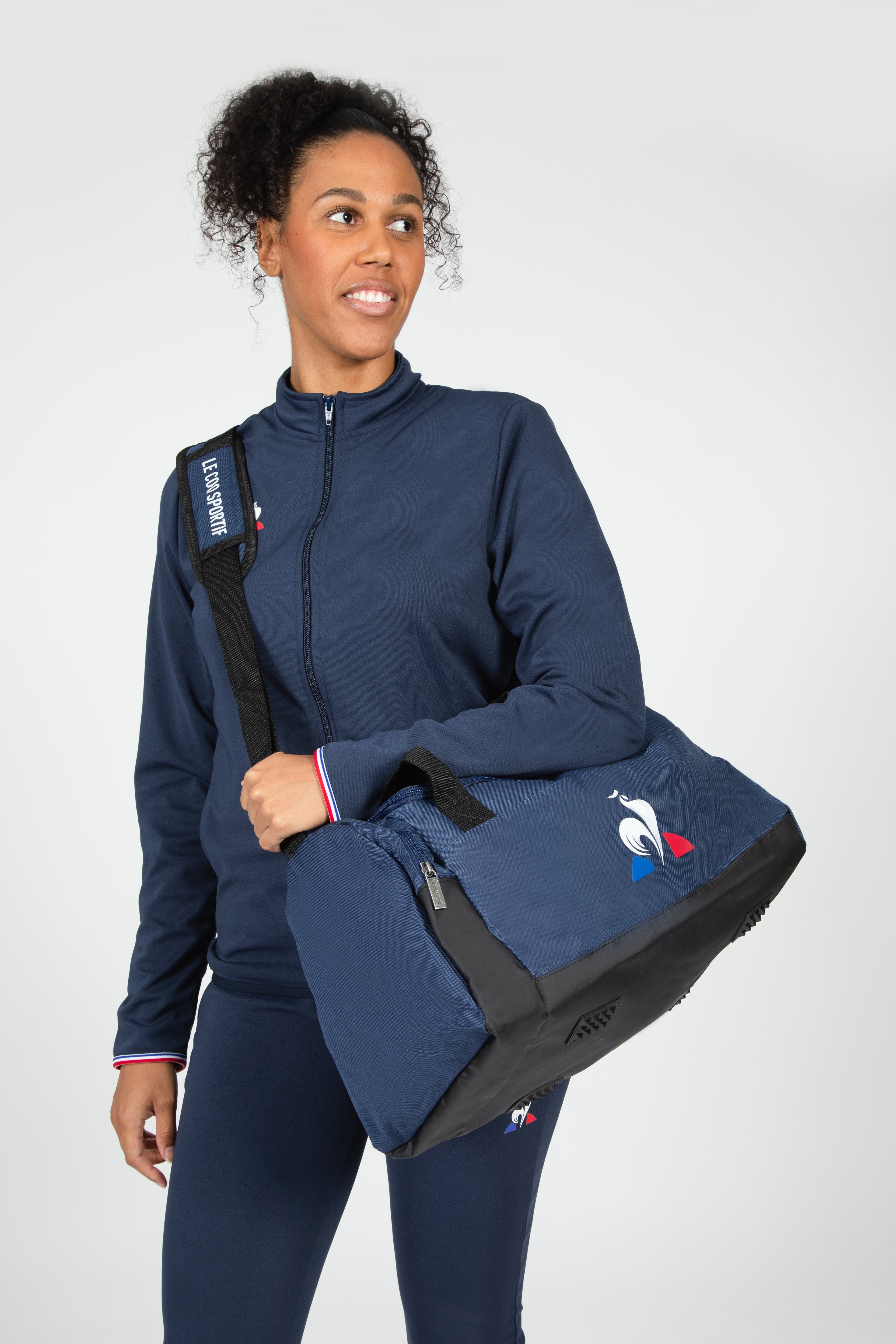 2020928-TRAINING Sportbag S/M dress blues | Sac de sport Unisexe