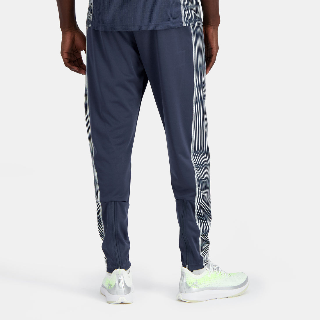2410141-O TRAINING Pant N°2 M insignia blue  | Trousers for men
