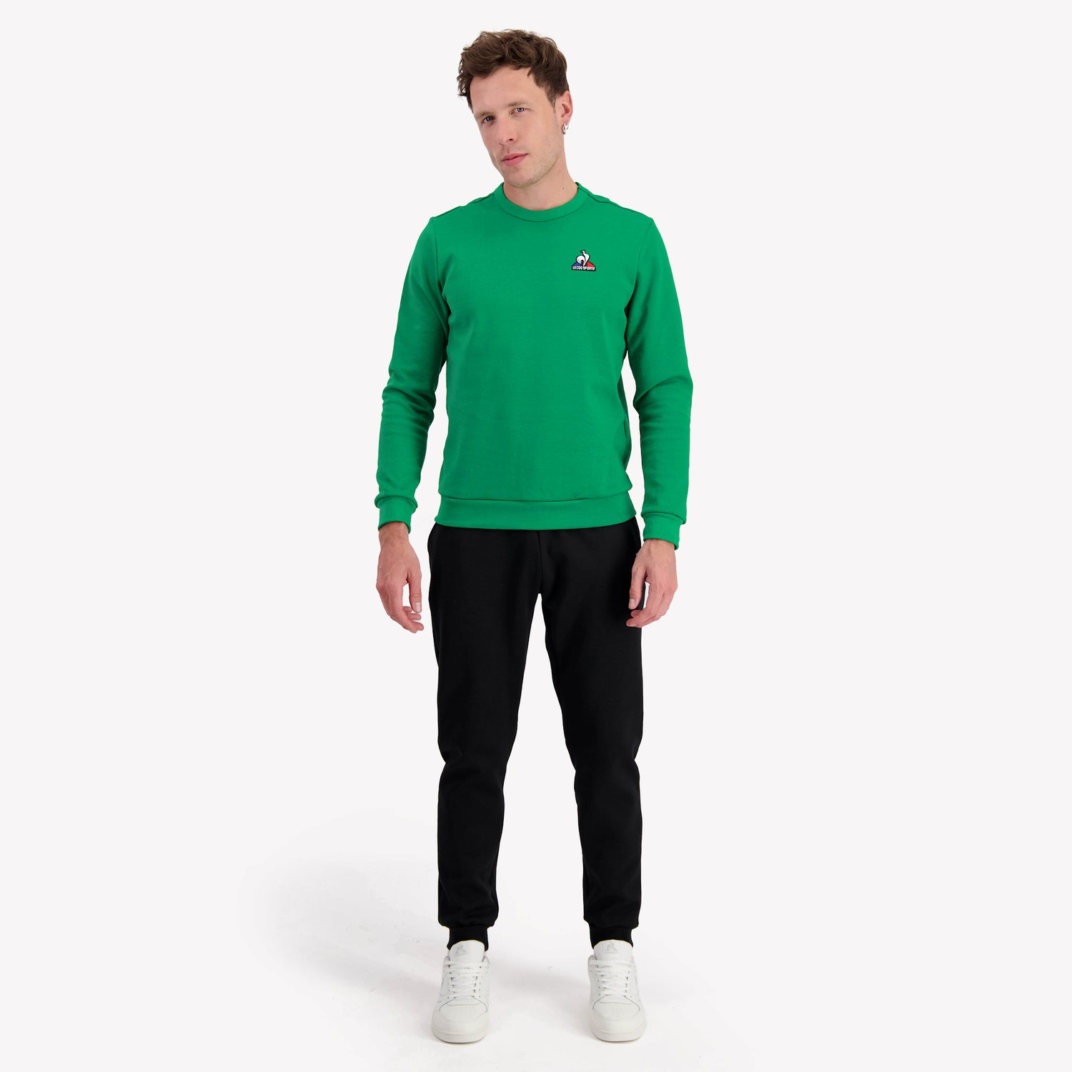 2410187-ESS Crew Sweat N°4 M vert forez  | Round-Neck Sweatshirtshirt for men