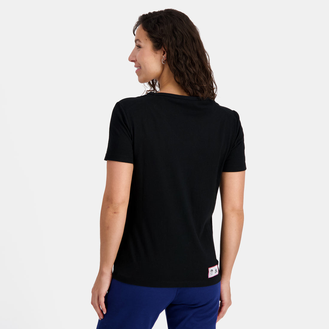2410392-ESS P24 Tee SS Col V N°1 W black  | Camiseta Mujer
