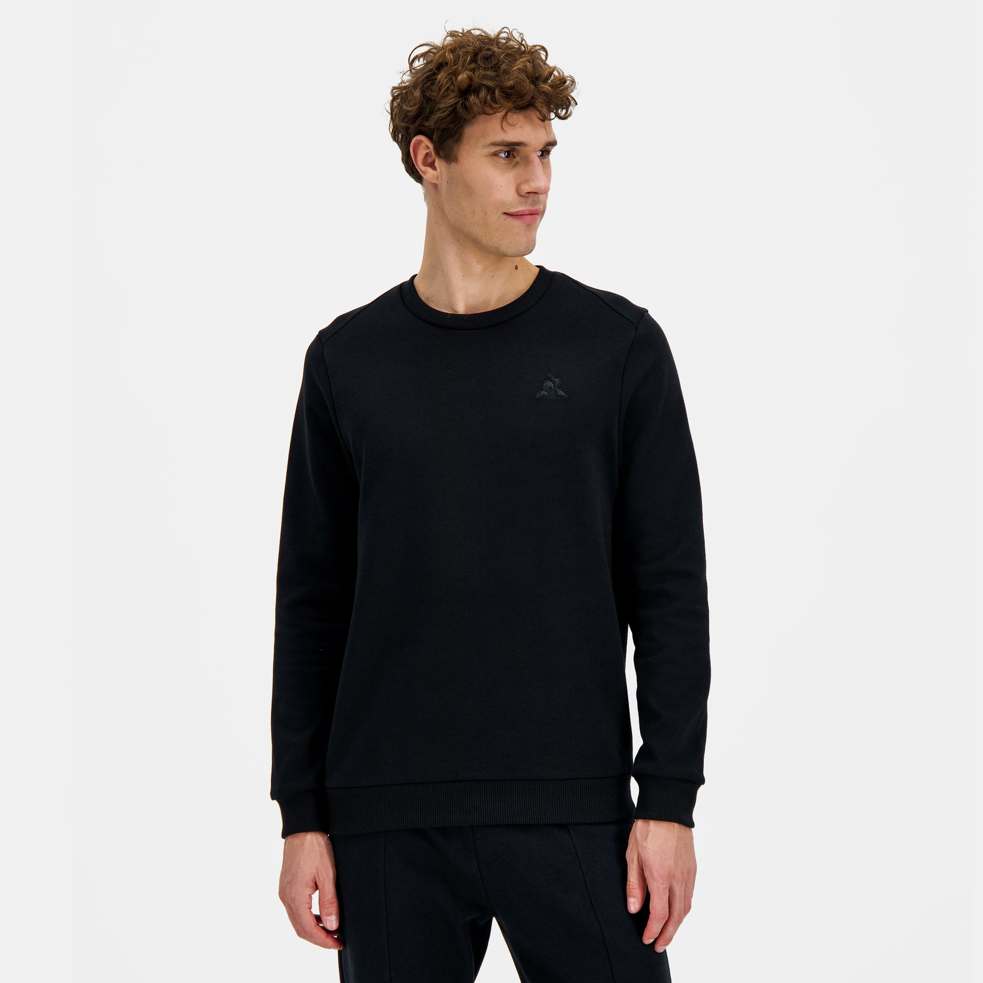 2410413-ESS T/T Crew Sweat N°1 M black  | Round-Neck Sweatshirtshirt for men