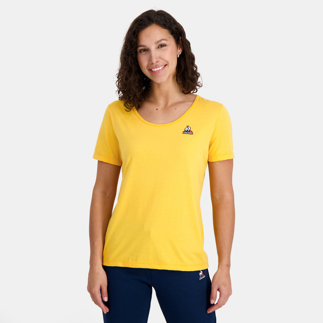 2410480-ESS Tee SS N°1 W abricot  | T-Shirt for women