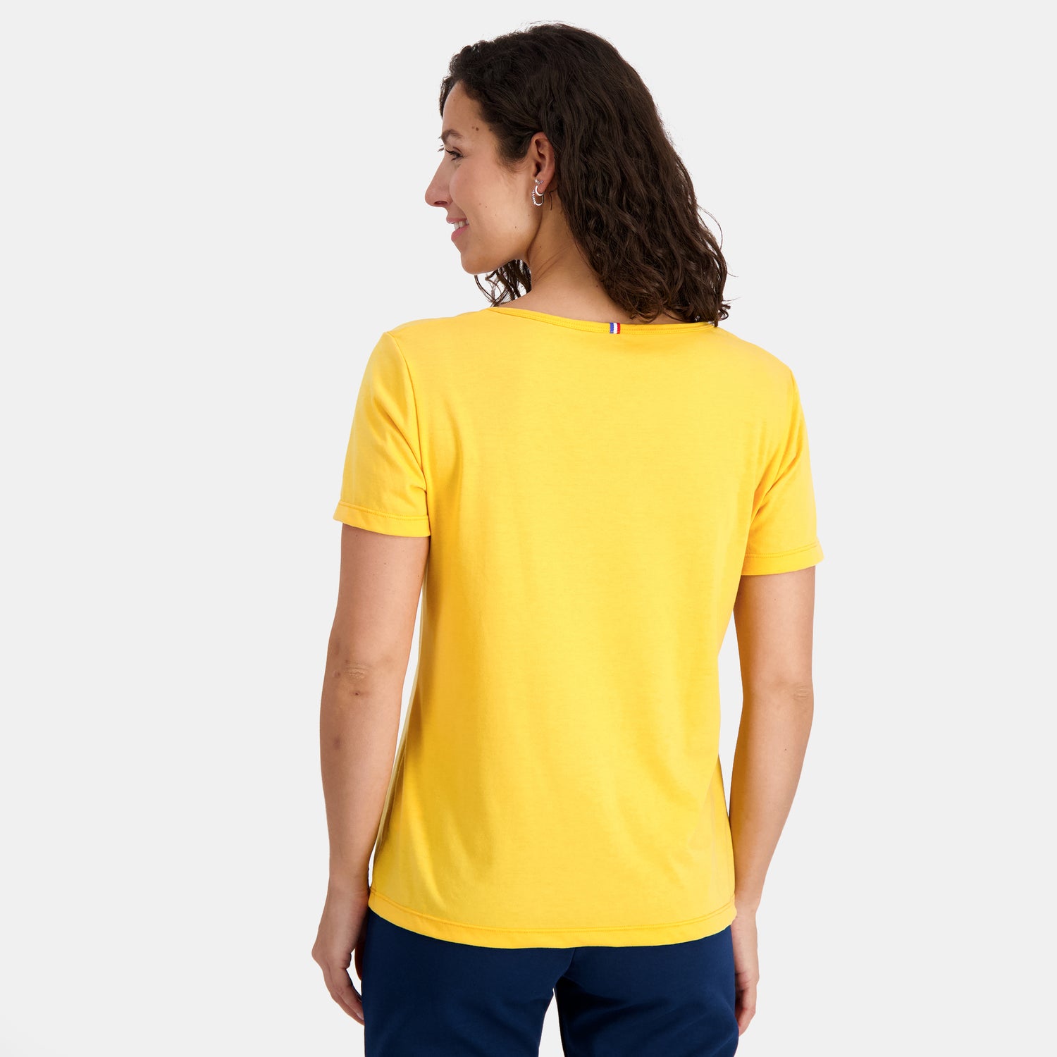 2410480-ESS Tee SS N°1 W abricot  | T-Shirt for women