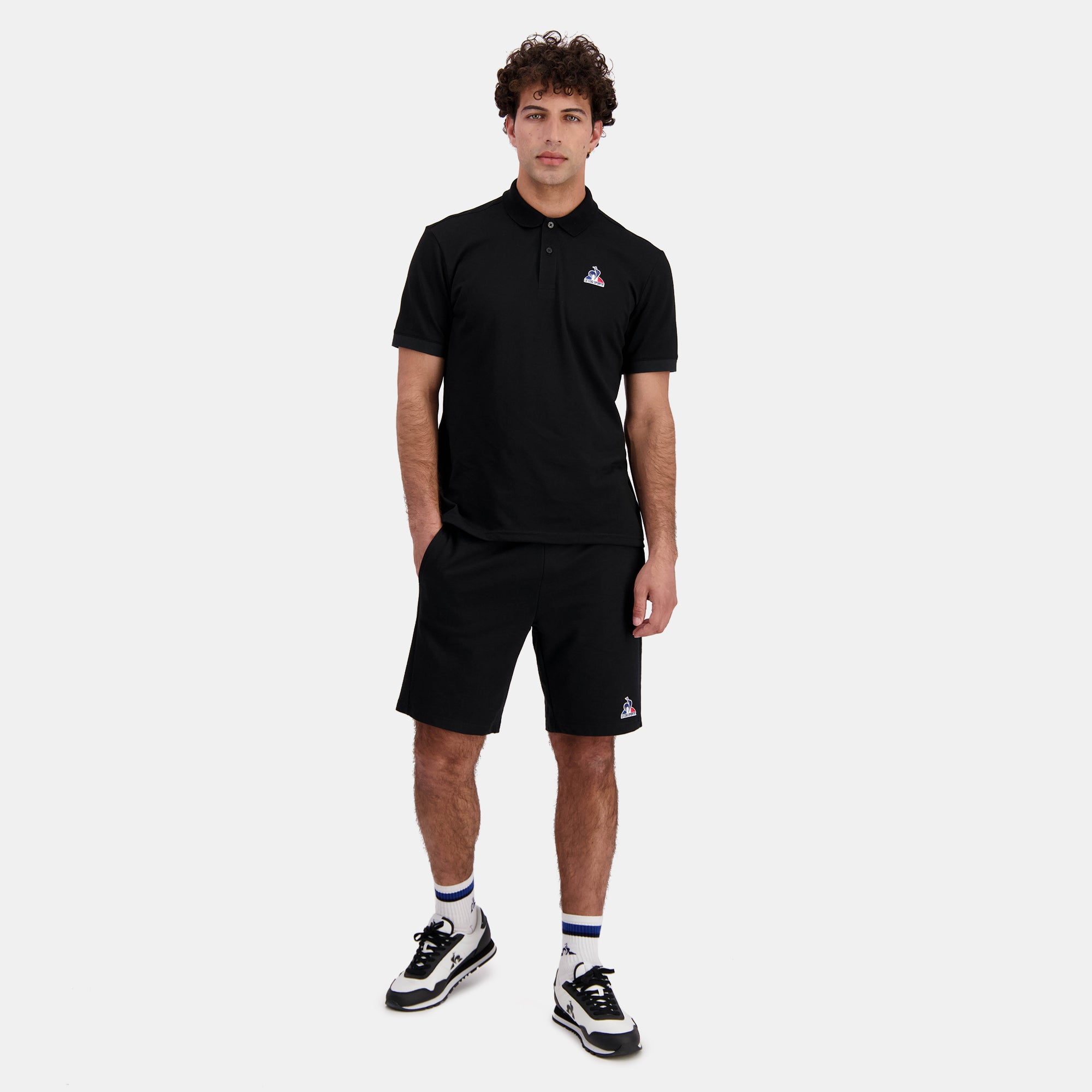 2422174-ESS Short N°2 M black | Short Homme